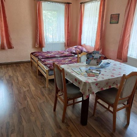 Ferienwohnung Bretnig Grossrohrsdorf エクステリア 写真