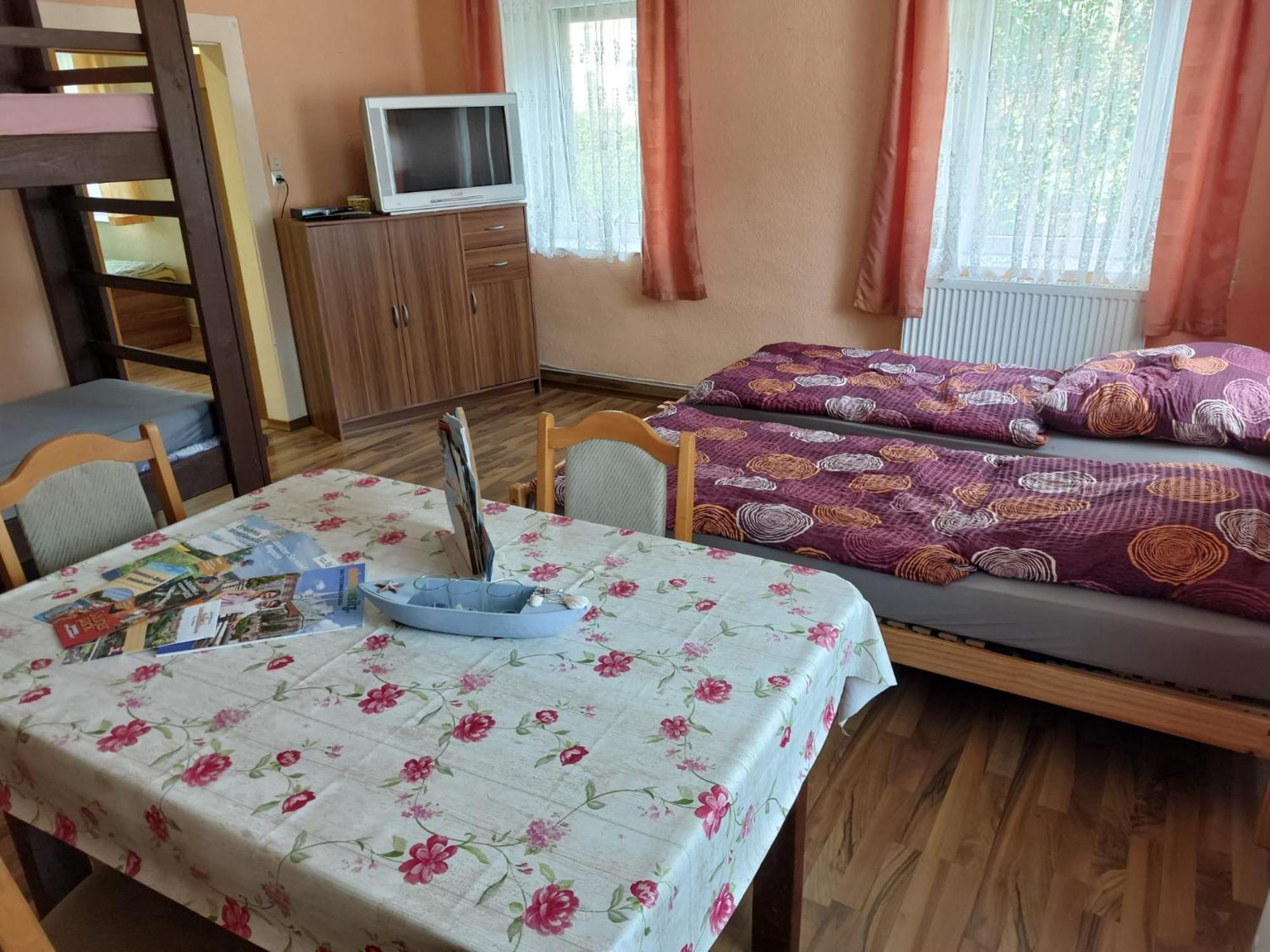Ferienwohnung Bretnig Grossrohrsdorf エクステリア 写真